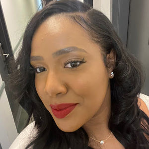 Meet your Posher, Bri